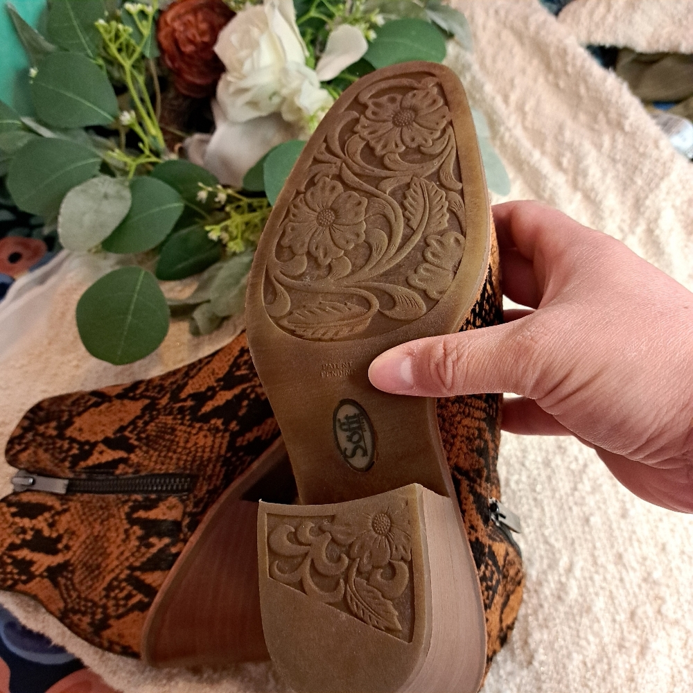 Booties - Picture 2 of 3